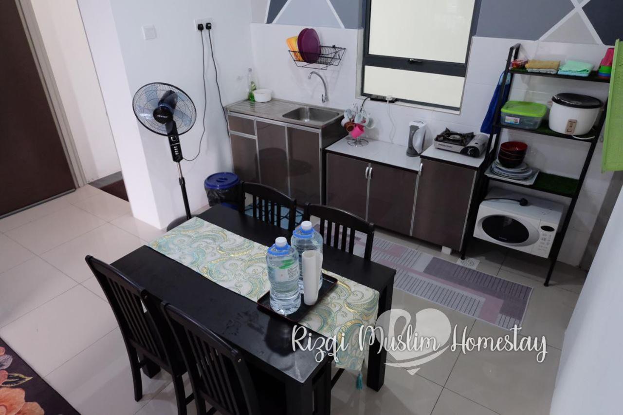 Rizqi Muslim Homestay Meru Casa Kayangan Ипох Экстерьер фото