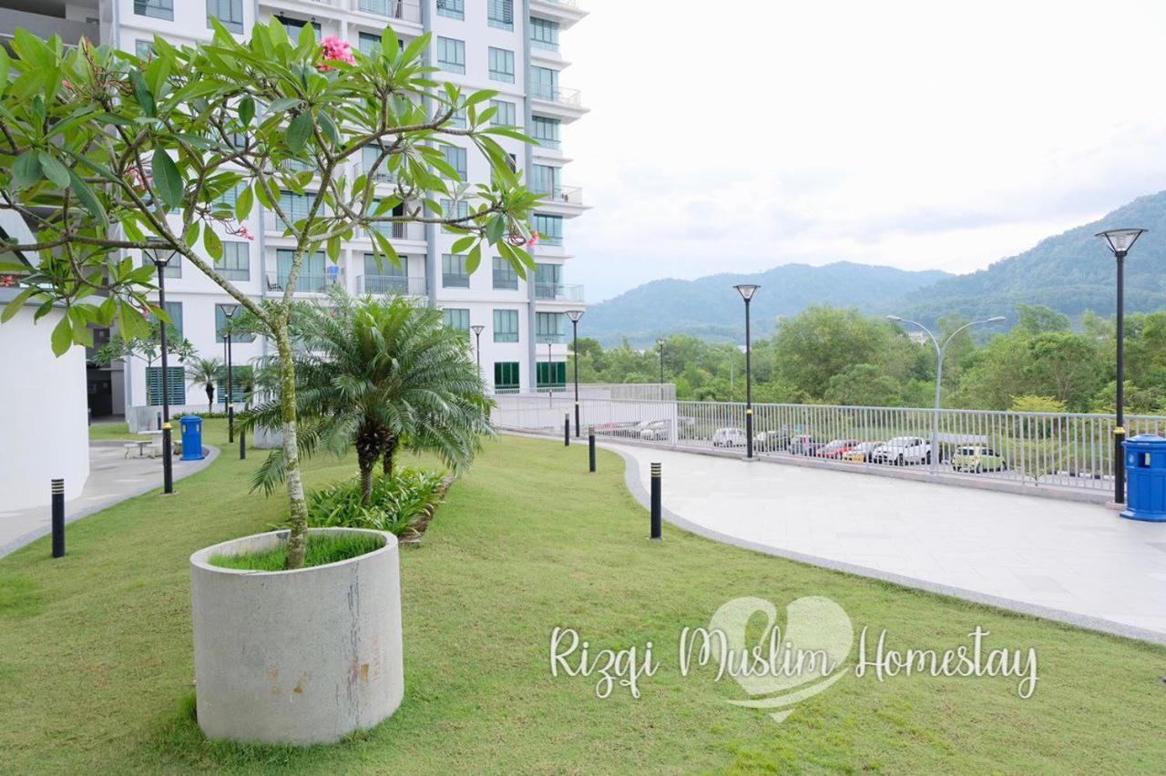 Rizqi Muslim Homestay Meru Casa Kayangan Ипох Экстерьер фото