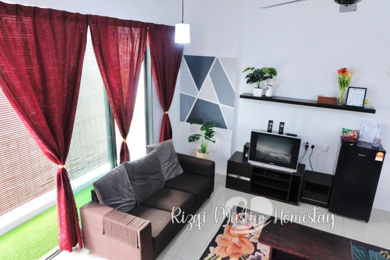 Rizqi Muslim Homestay Meru Casa Kayangan Ипох Экстерьер фото